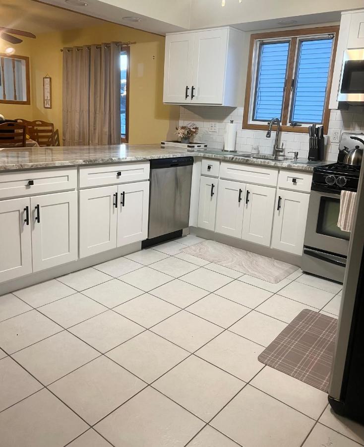 Apartment Shore House On Pelican Island!